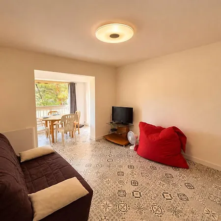 Appartement 2 Pièces Proche - 4 Pers. *
